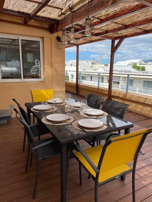Rare ! Spacieux T3 En Roof-Top Au Barachois - 2 Ch Climatisees - 6 Couchages - Proche Aeroport サン＝ドニ エクステリア 写真