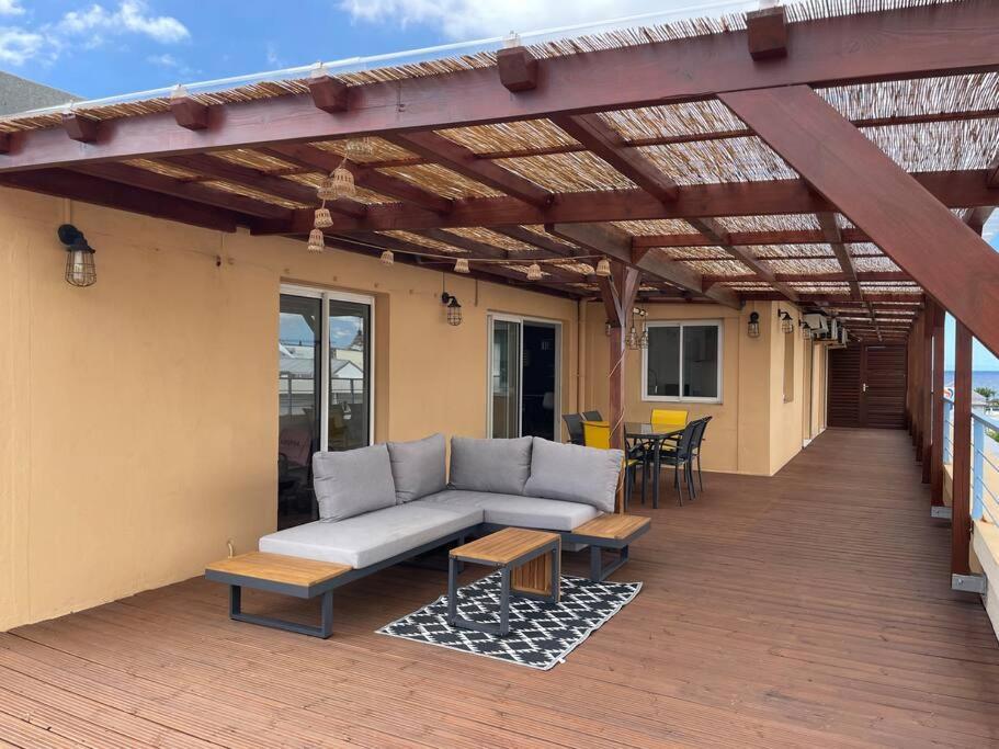 Rare ! Spacieux T3 En Roof-Top Au Barachois - 2 Ch Climatisees - 6 Couchages - Proche Aeroport サン＝ドニ エクステリア 写真